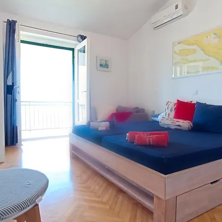 Apartman Mirna *