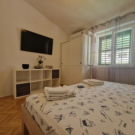 Apartman Mirna