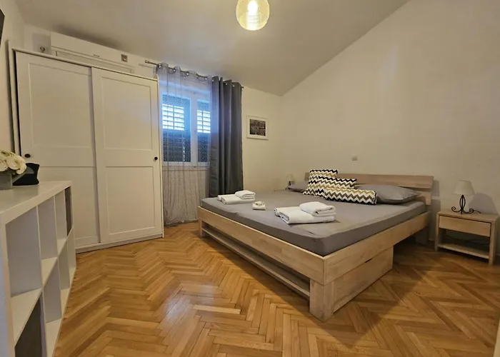 Lägenhet Mirna Makarska